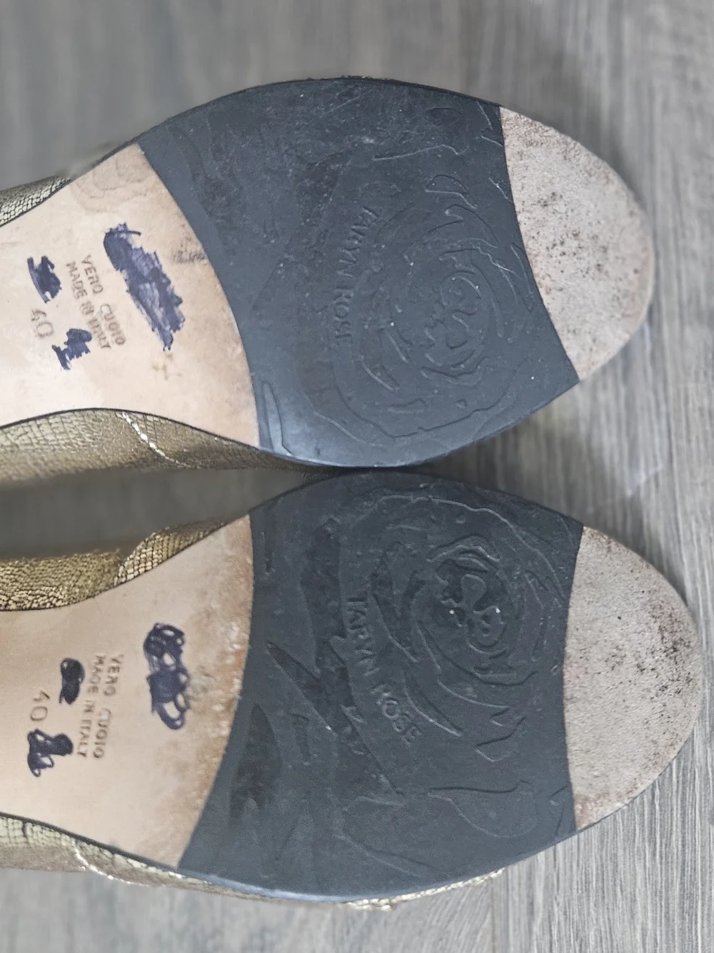 Taryn Rose Gold Metallic 3